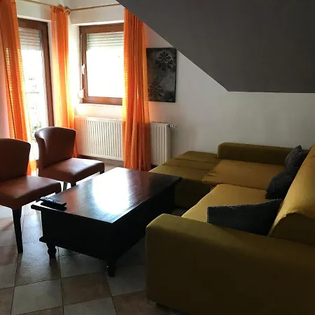 Marta Apartment *