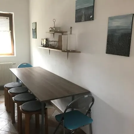 Marta Apartment Balatonalmadi